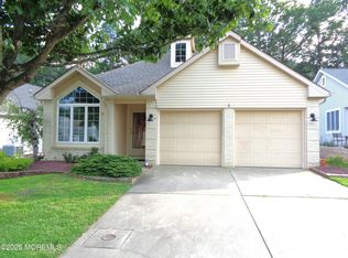 2333 Agincourt Rd, Toms River, NJ