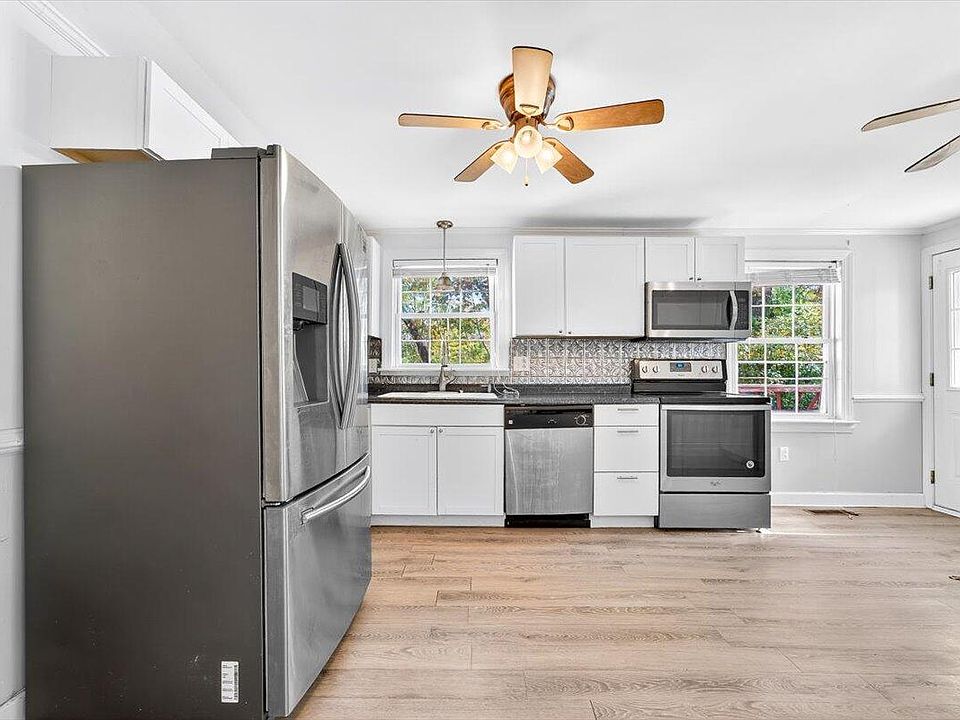 13th image of this home