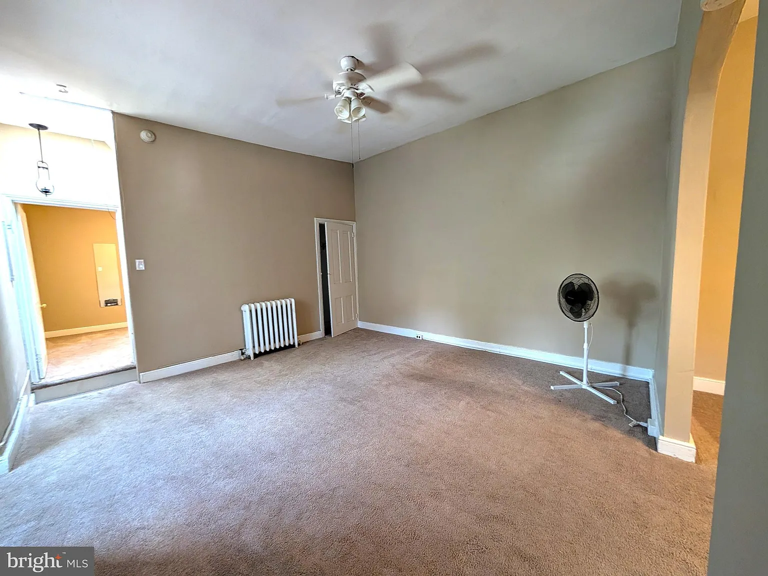 1 bed, 1000 sqft, $1,500 — Photo 3