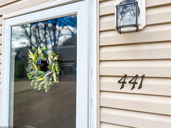 3rd image of 441 Shearwood Forest Dr