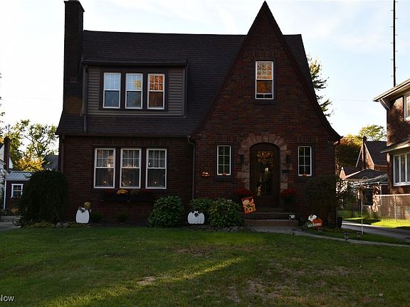 3rd image of 3934 Euclid Blvd