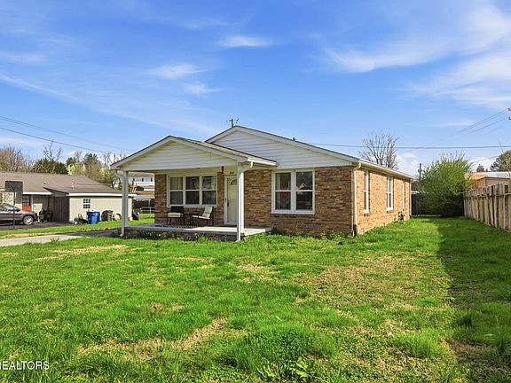 2nd image of 335 S Fowler St