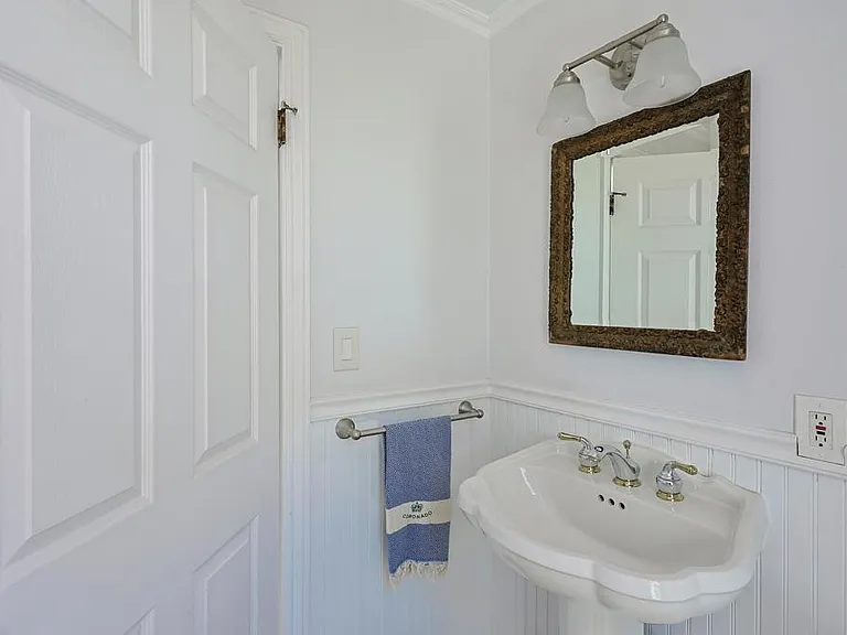 610 Country Club Ln — Photo 20