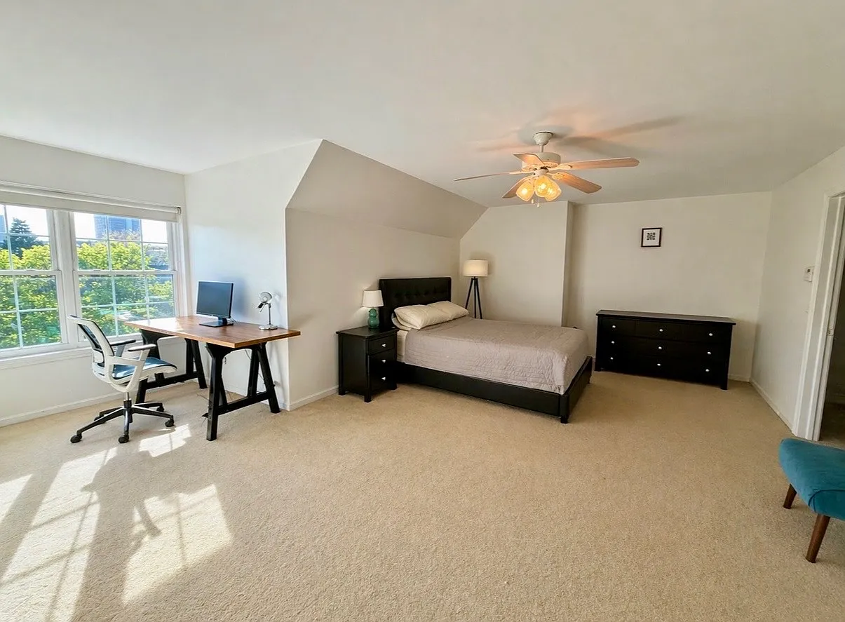 2 bed, 1495 sqft, $2,250 — Photo 1