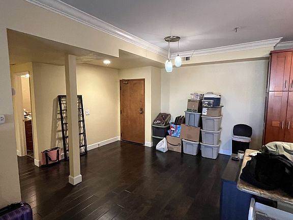 5th image of 2445 Brant St Unit 509