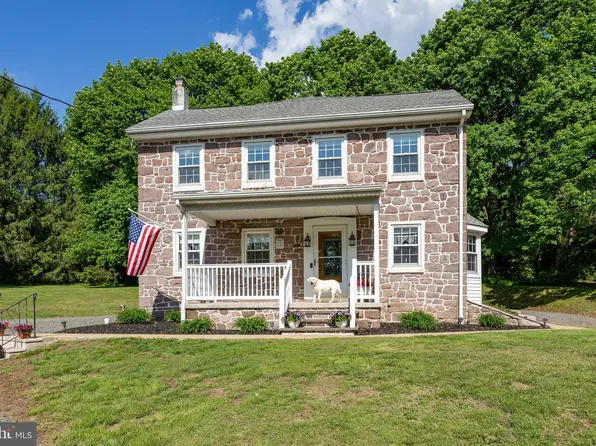305 Gunhart Rd, Mohnton, PA 19540