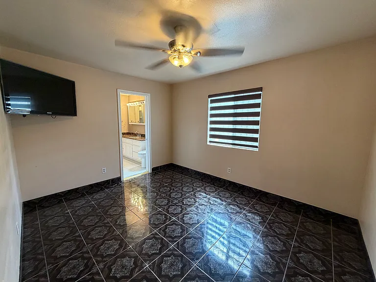 3718 Lynwood Rd — Photo 9