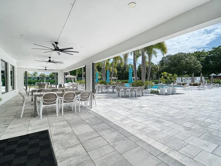 2908 Banyan Boulevard Cir NW — Photo 86