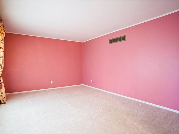 3rd image of 9519 David Scott Dr