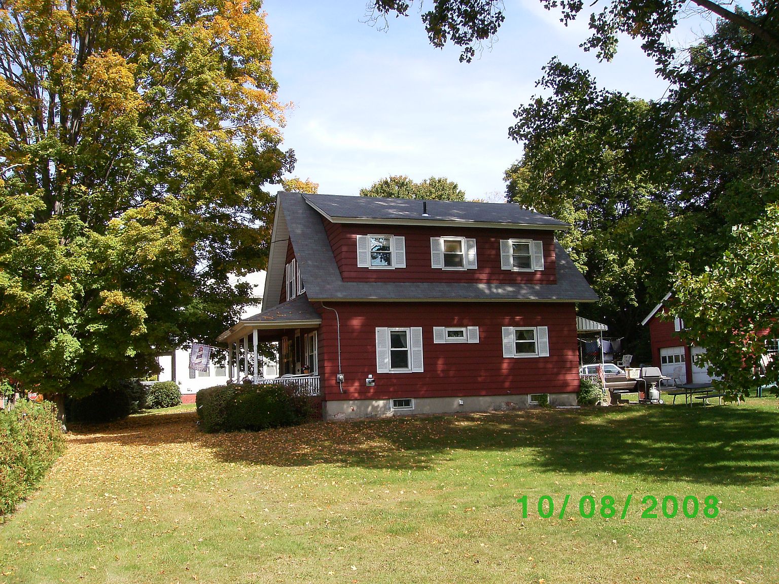 5 Pleasant St, Erving, MA 01344 Zillow