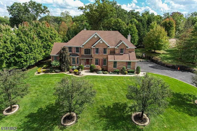 13 Spruce Hollow Rd, Green Brook, NJ 08812 MLS 3874034 Zillow