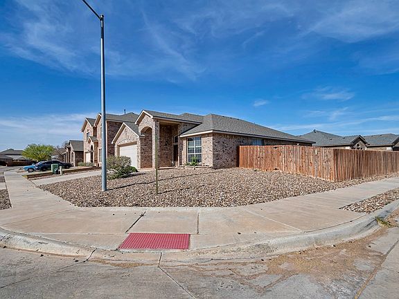 3rd image of 800 Founders Rd