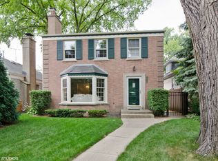 2616 Ewing Ave, Evanston, IL 60201