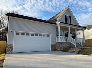 2710 Griffith Rd, Winston Salem, NC 27103