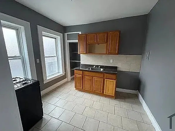 220 Roseville Ave, Newark, NJ