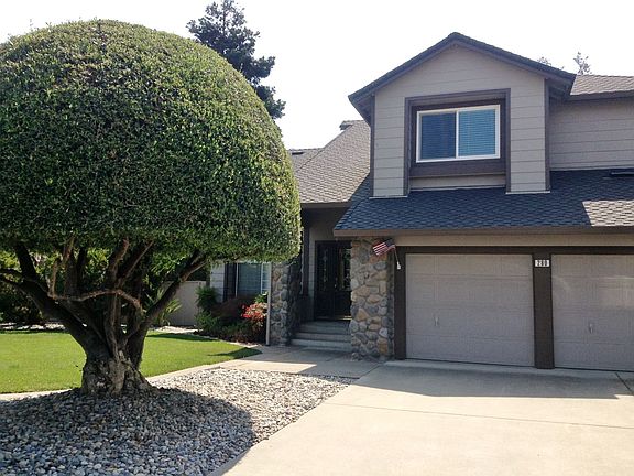 2nd image of 280 Bonnie Ln