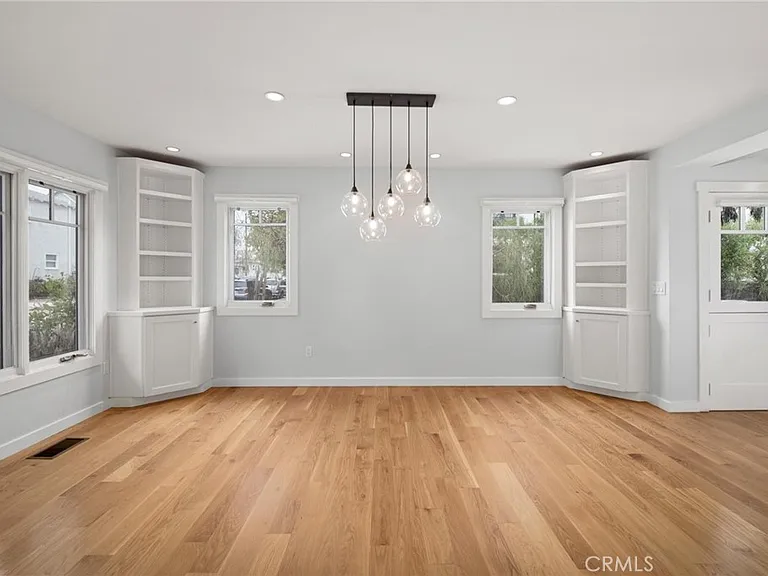 120 Morningside Dr — Photo 13