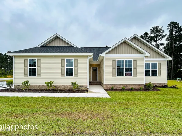 832 Hidden Bridge Drive, Jacksonville, NC 28546