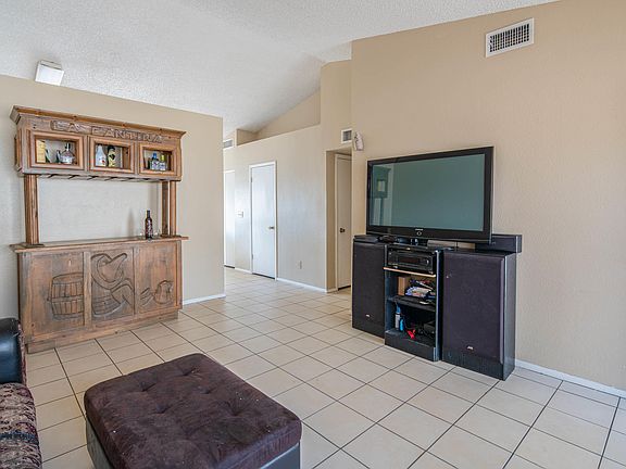 3rd image of 8520 W Palm Ln Unit 1122