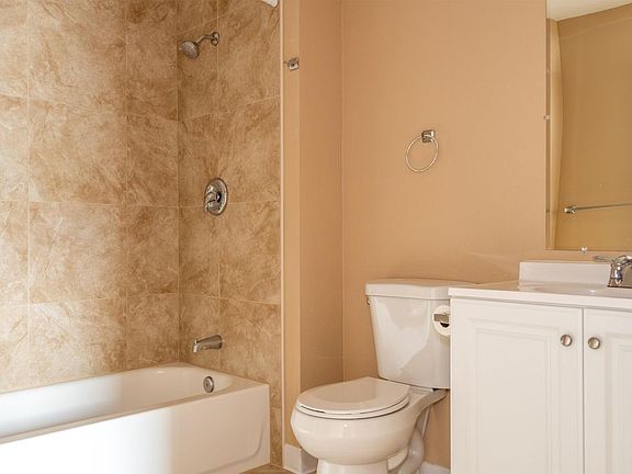 3rd image of 2411 S 6th Ave APT 9
