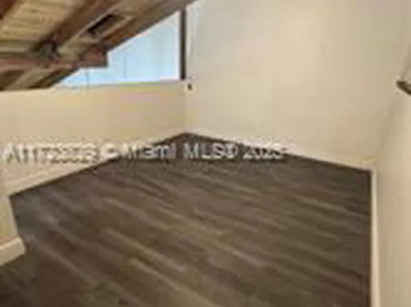 8045 SW 21st Ct, Davie, FL 33324