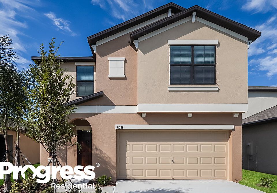 1st image of 14723 Crescent Rock Dr