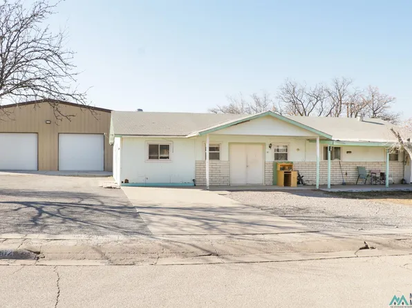 902 W Chisum Ave, Artesia, NM 88210