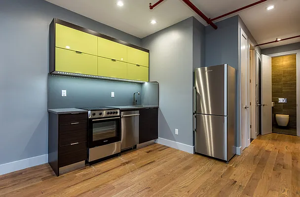 Rented by Nooklyn NYC LLC | media 42