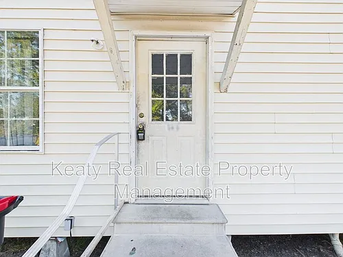 111 Sternberg Dr Photo 1