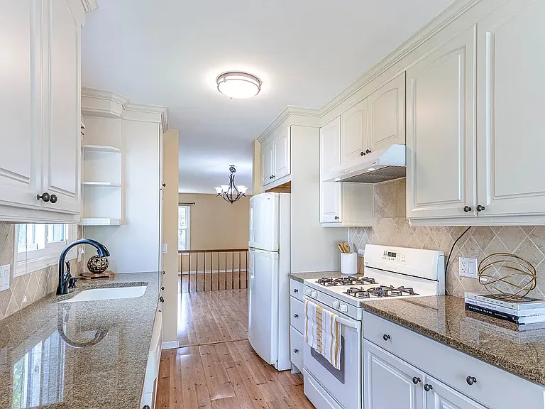 125 Pauline Ave — Photo 6