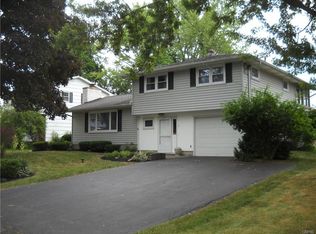 5 Lark Path, Liverpool, NY 13090