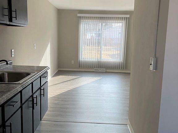 4th image of 36157 Theresa St
