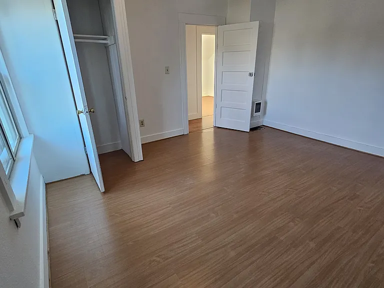 1023 NE Webster St — Photo 1