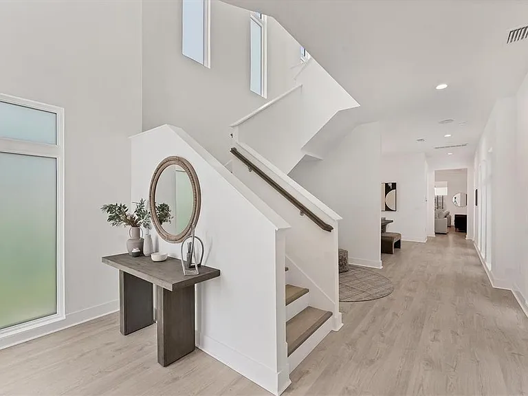6028 Red Mangrove Ln — Photo 2