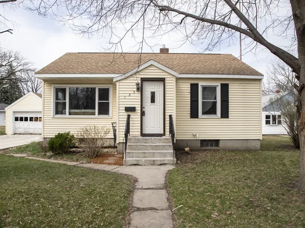 135 24th Ave S, Saint Cloud, MN 56301