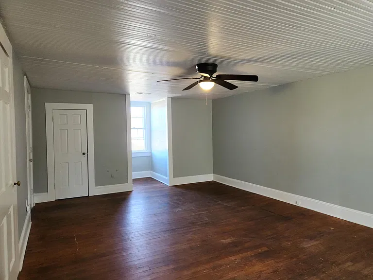 132 Euclid St #B — Photo 10