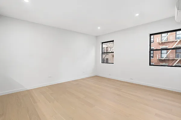 Rented by Fountain Realty Group | media 8