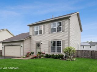 1457 Crowfoot Ln, Minooka, IL 60447