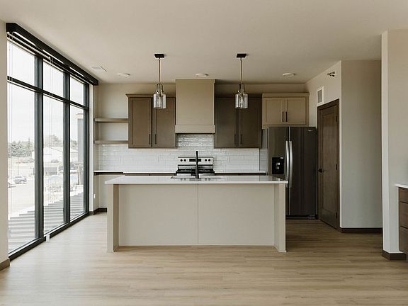 5th image of 1130 Main Ave S #2acb99fb9