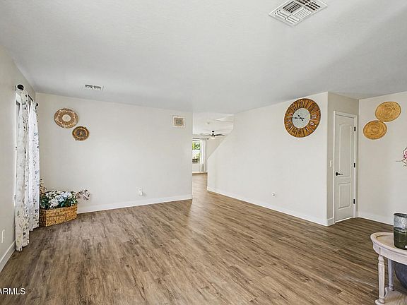 5th image of 33370 N ROADRUNNER Lane