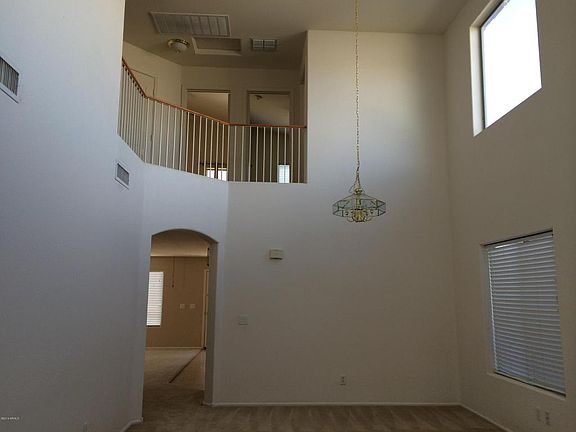 4th image of 41924 W Michaels Dr
