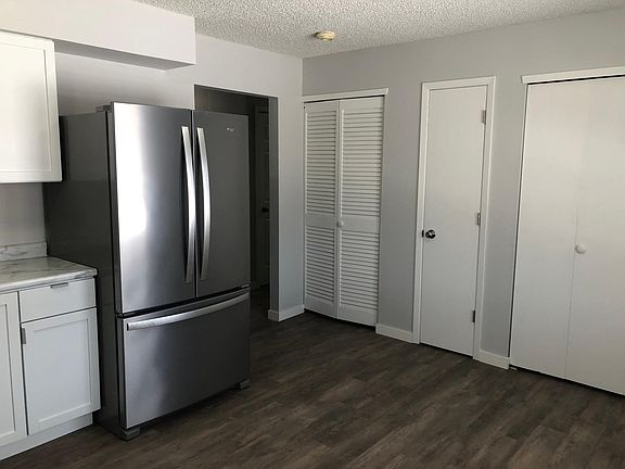 5th image of 95 Heritage Dr