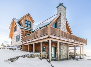 S3999 Vickmyr Ln, Viroqua, WI 54665