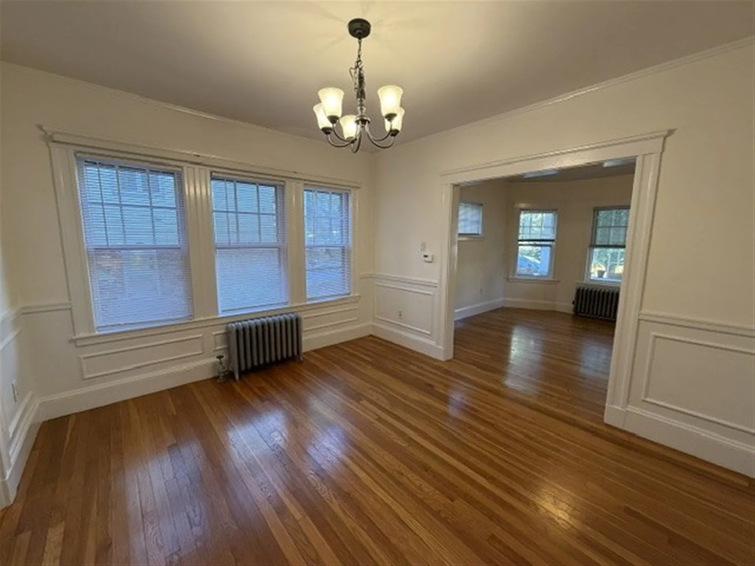 2 bed, 900 sqft, $3,400 — Photo 4