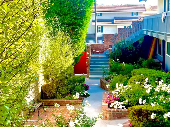 470 N Coast Hwy APT J, Laguna Beach, CA 92651