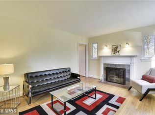 910 Heron Ct, Silver Spring, MD 20901