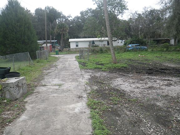 3rd image of 2459 Wildwood Dr