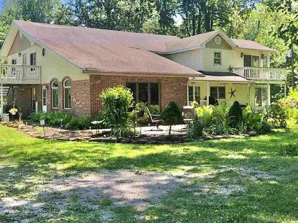 5409 N 58th St, Terre Haute, IN 47805