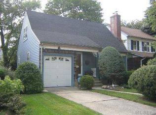 637 Farragut Pl NE, Washington, DC