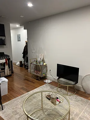 Rented by NorthStar REG LLC | media 18